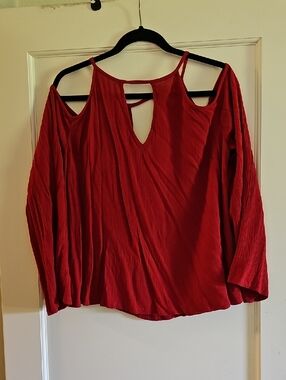Mossimo Supply Co. Red Cold-Shoulder Blouse